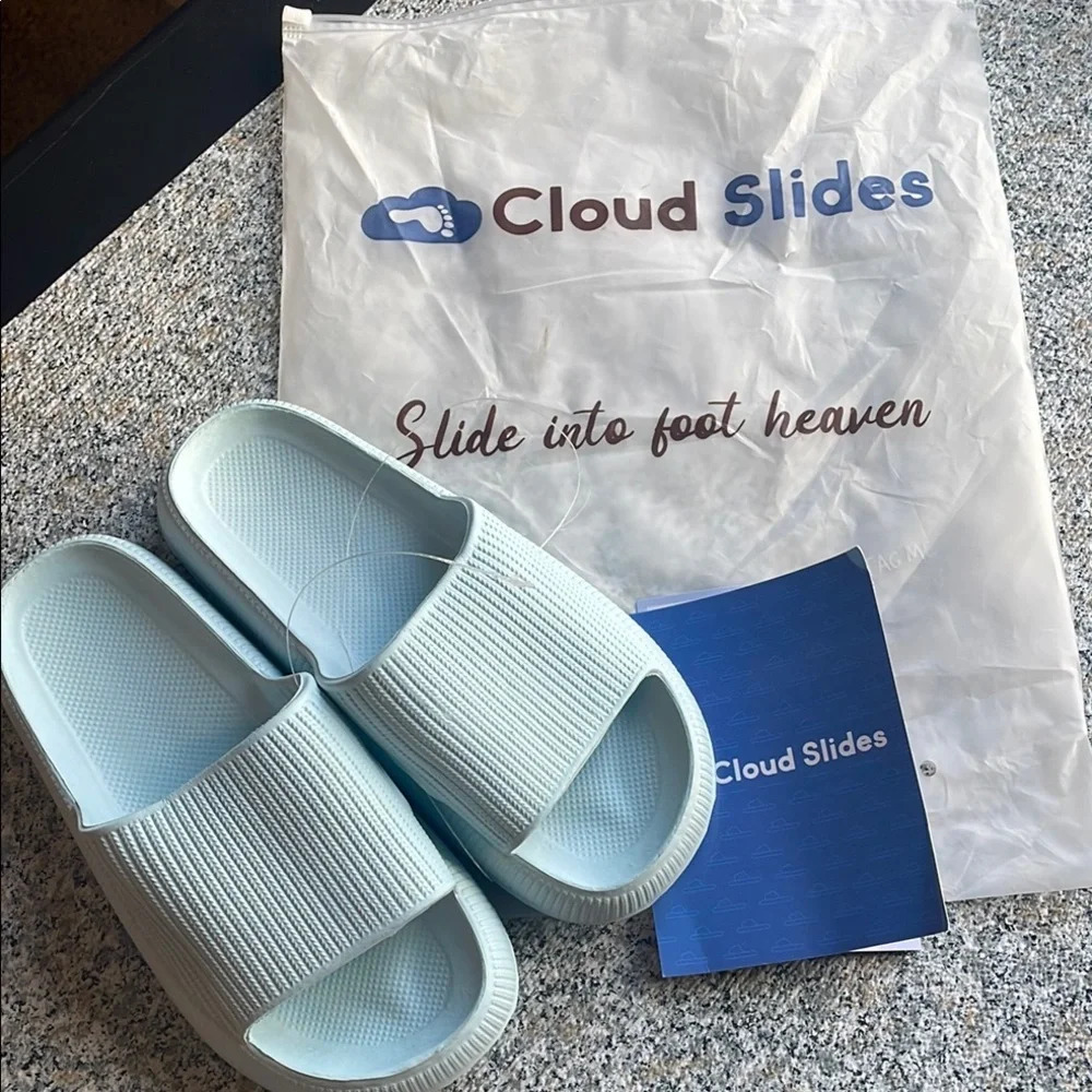 Cloud Slides Light Blue Slippers